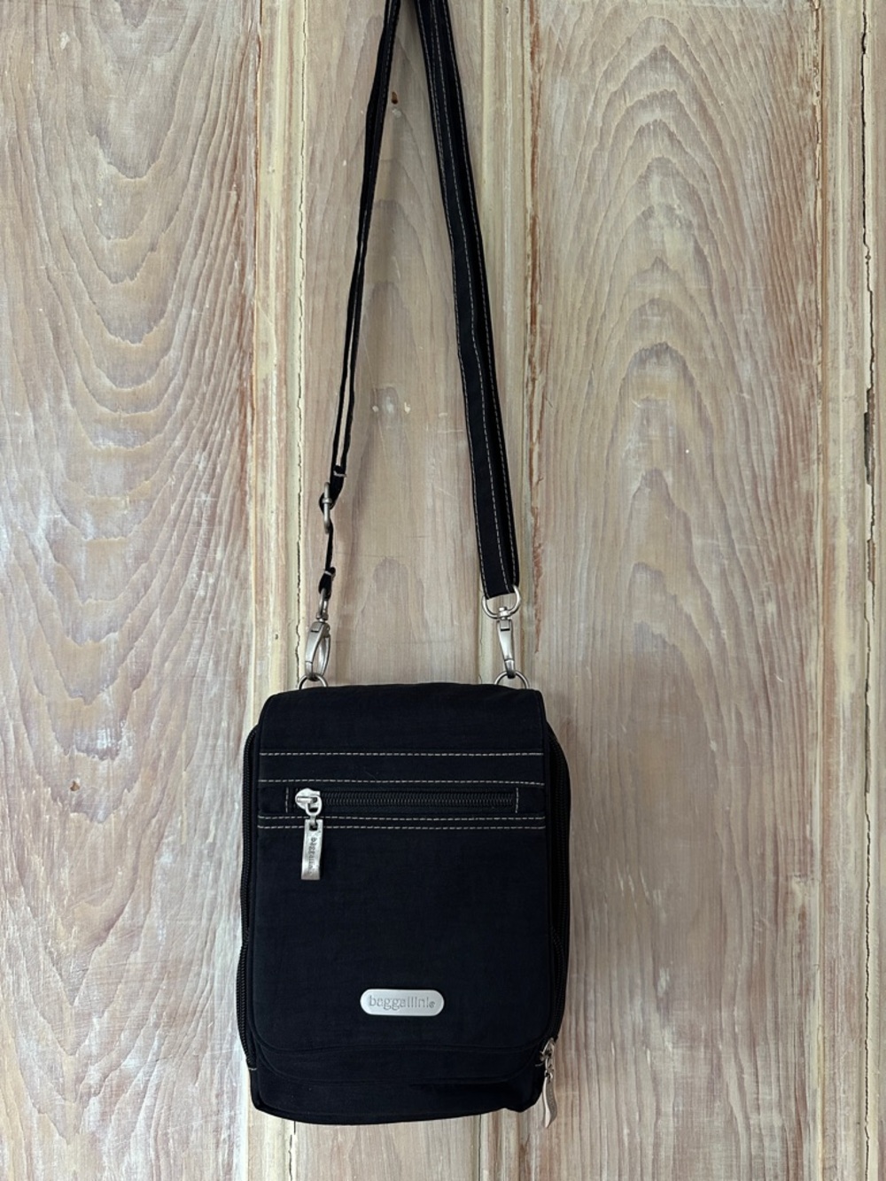 Baggallini Black Crossbody Bag with Silver Hardware